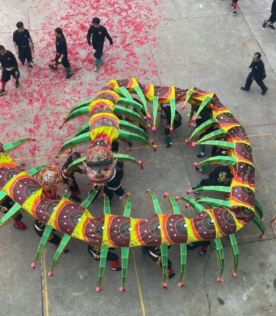 西门蜈蚣舞是澄海极具地方特色的传统民间舞蹈